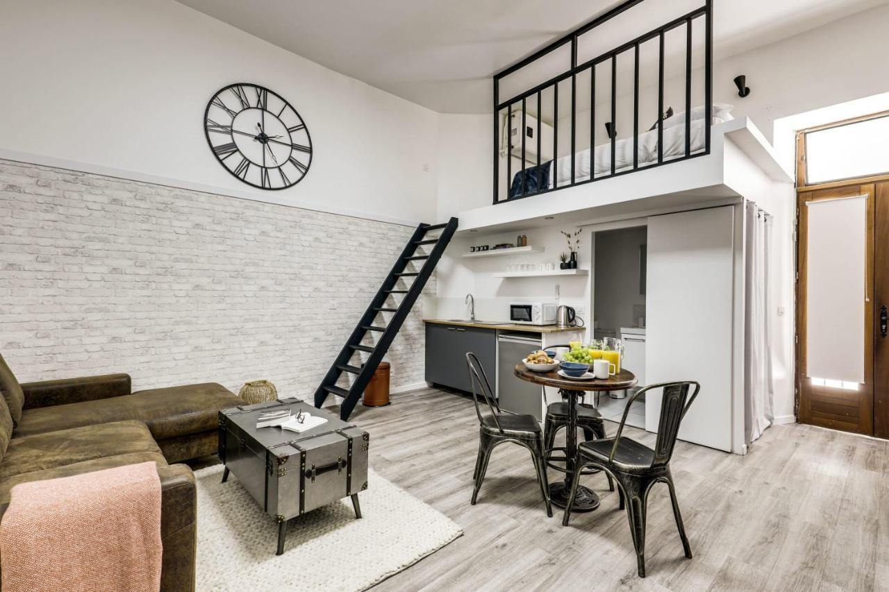 Modern French Studio In Paris Lägenhet Exteriör bild